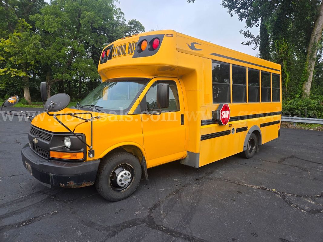 2011 Chevrolet Express School Bus SEE VIDEO!!