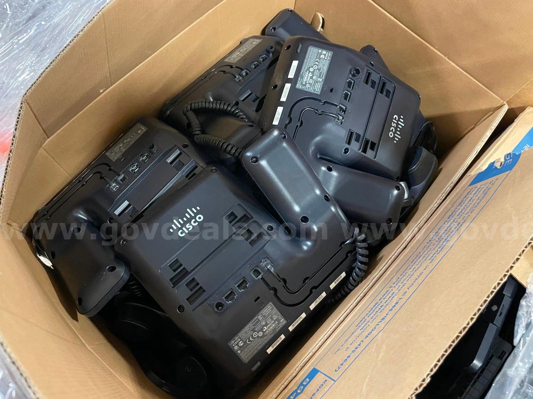 Lot of Cisco Office Phones