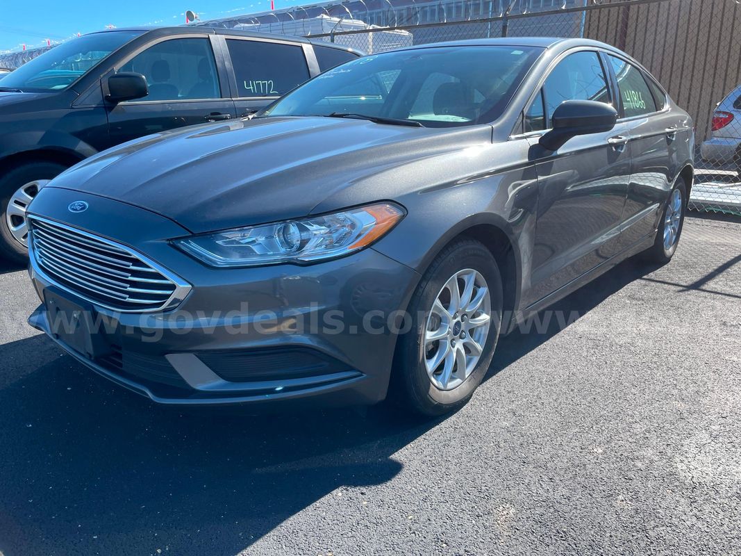 2017 Ford Fusion SEDAN 4-DR, 2.5L L4