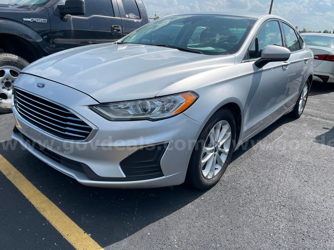 2019 Ford Fusion SE SEDAN 4-DR, 2.5L L4