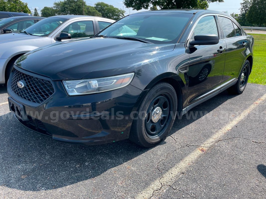 2015 Ford Taurus Police Interceptor SEDAN 4-DR, 3.5L V6