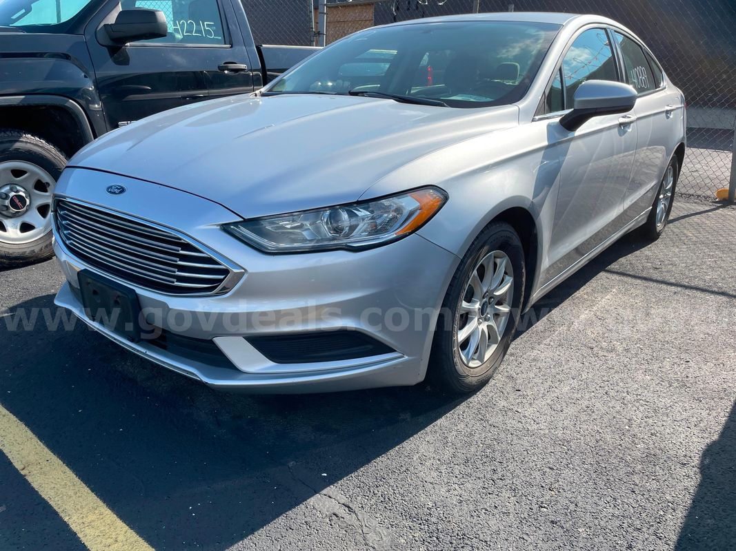 2017 Ford Fusion SEDAN 4-DR, 2.5L L4