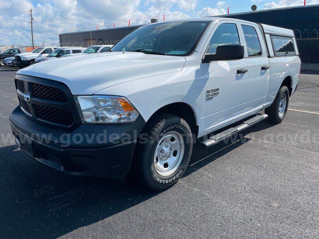2019 RAM 1500 Classic 4WD EXT CAB PICKUP 4-DR, 3.6L V6