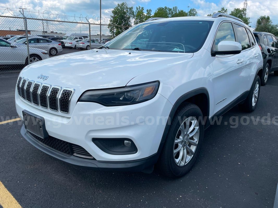 2019 Jeep Cherokee LATITUDE UTILITY 4-DR, 3.2L V6 **UNDER 100K MILES!!