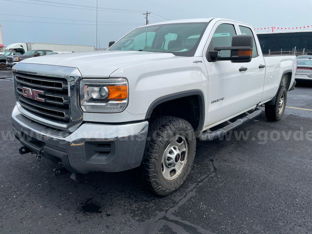 2016 GMC Sierra 2500HD 4WD EXT CAB PICKUP 4-DR, 6.0L V8