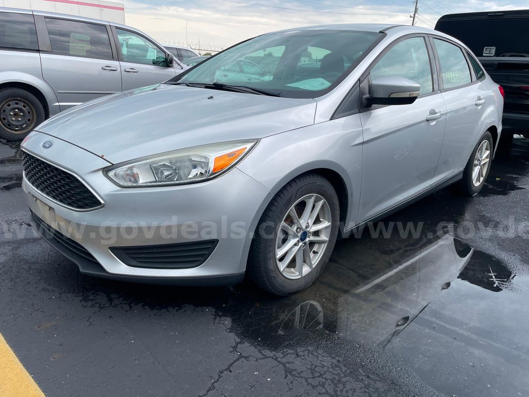 2016 Ford Focus SE SEDAN 4-DR, 2.0L L4