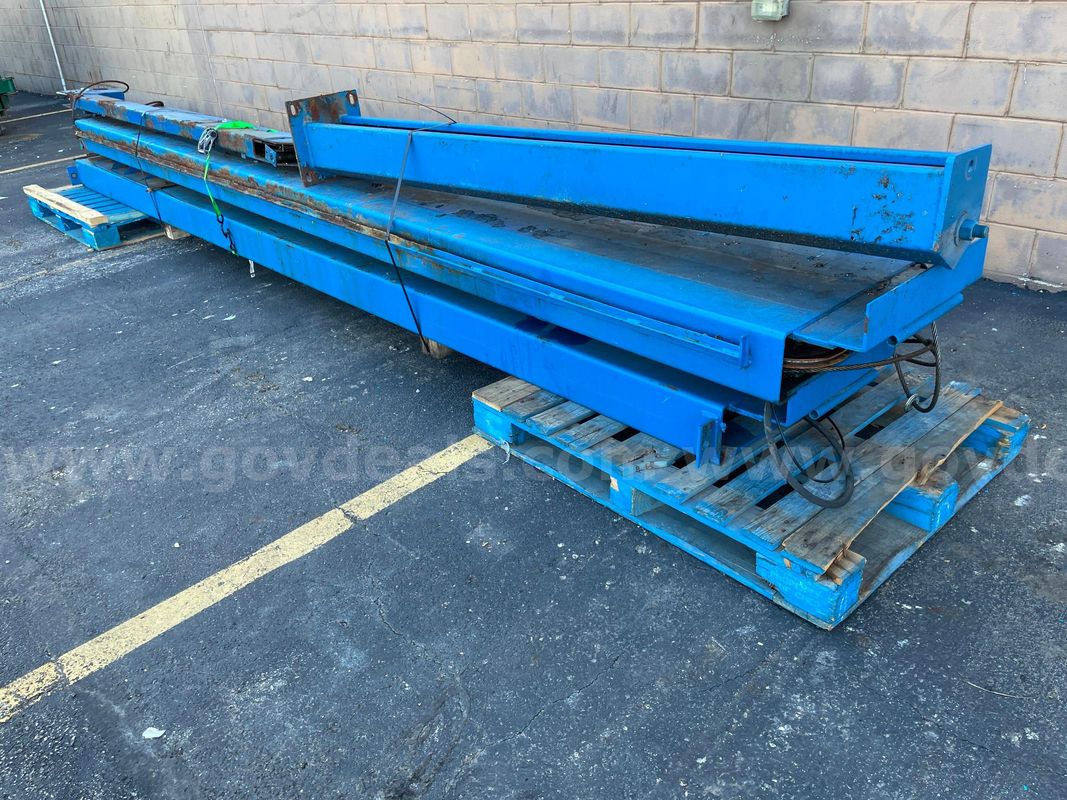 Two-Post Vehicle Lift