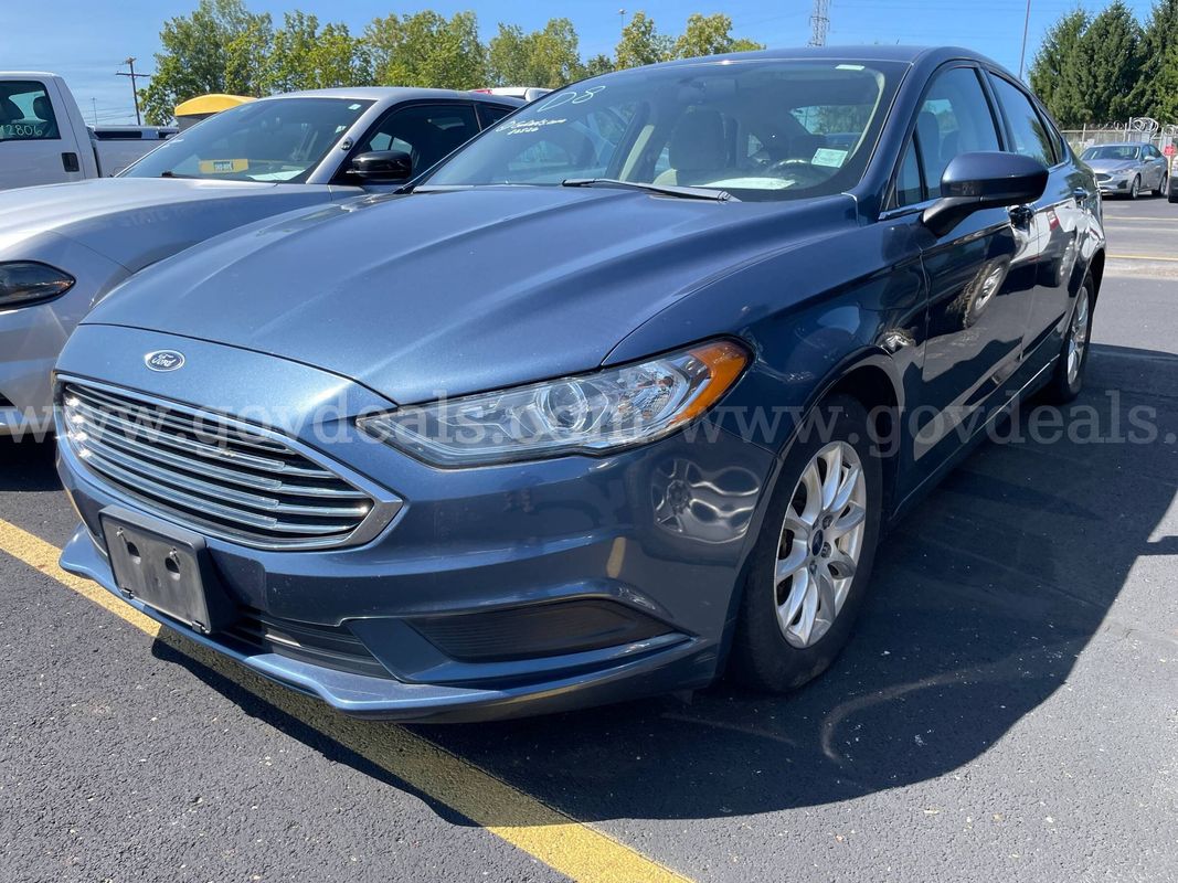 2018 Ford Fusion SEDAN 4-DR 2.5L L4