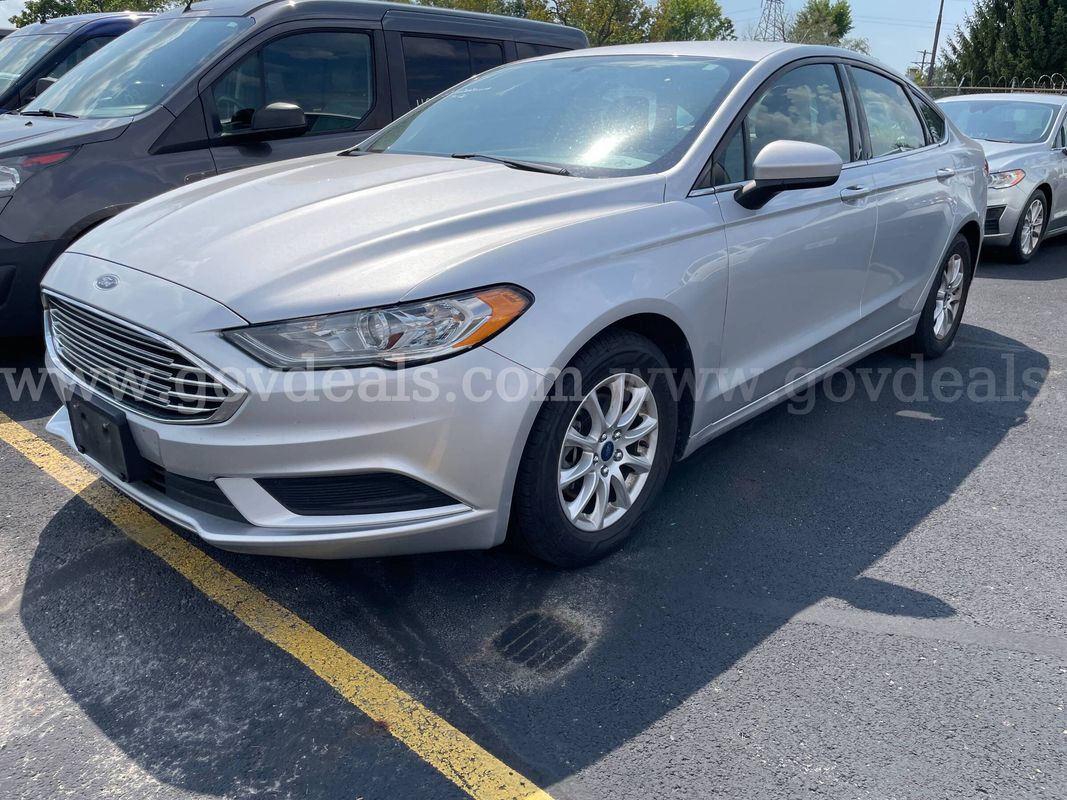 2018 Ford Fusion SEDAN 4-DR 2.5L L4