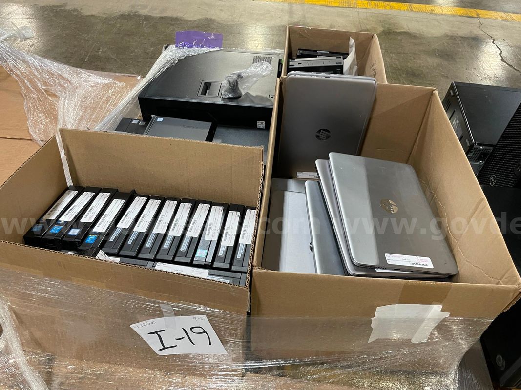 Lot of Laptops and Desktop PCs