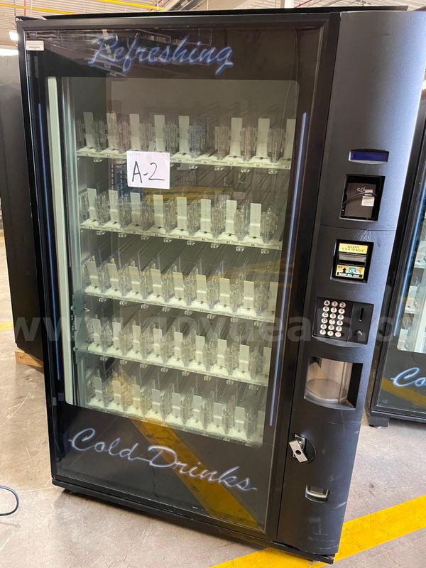 Dixie-Narco Vending Machine, Model DN5800