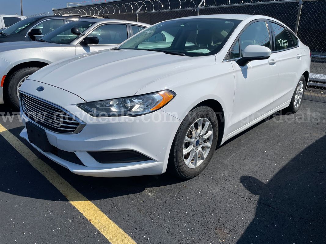 2018 Ford Fusion SEDAN 4-DR 2.5L L4