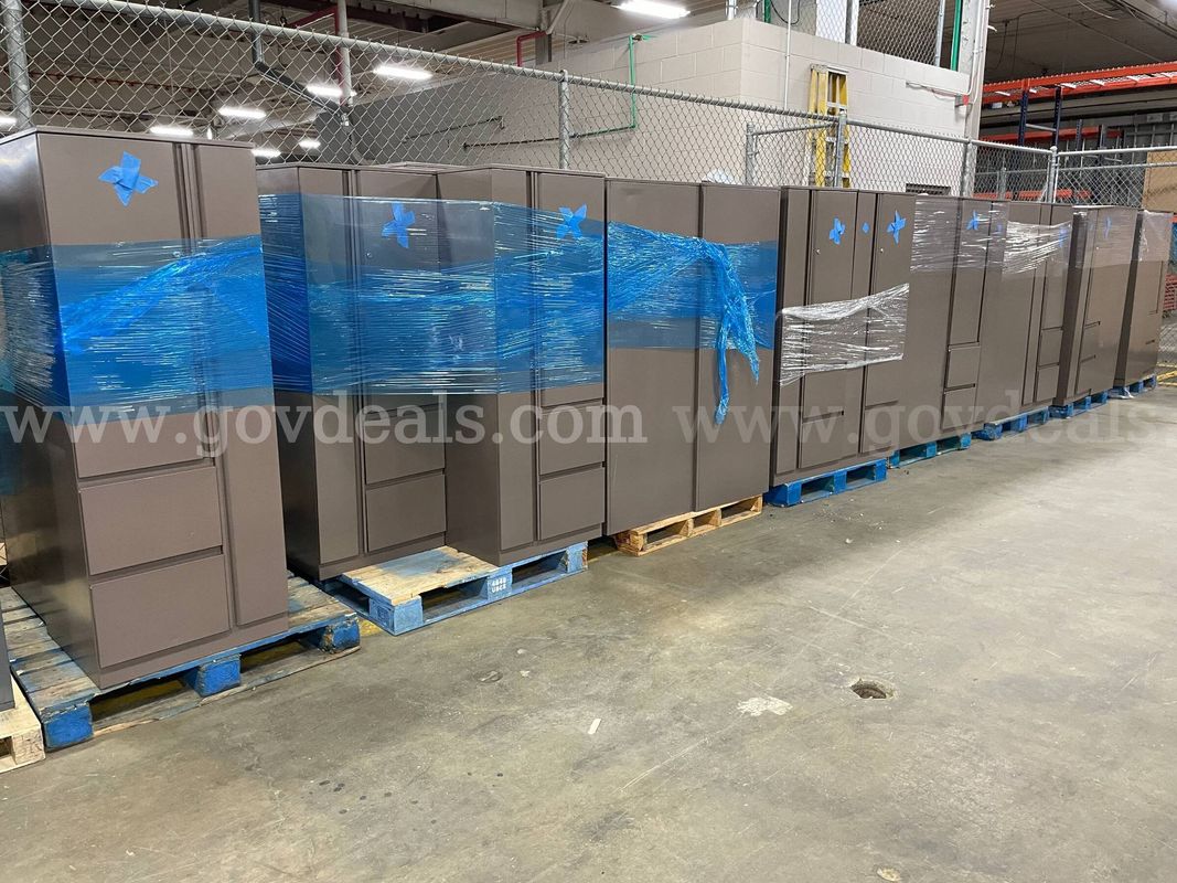 Lot of Metal Wardrobe/Locker Cabinets