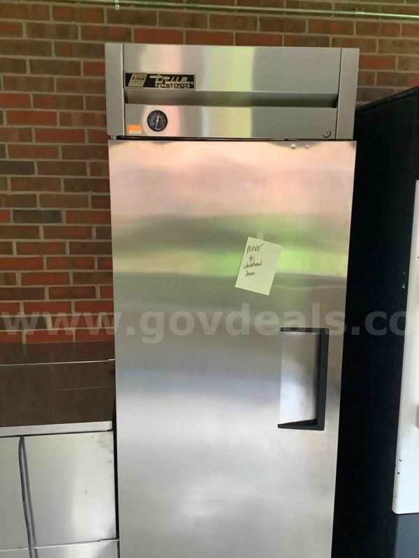 True Refrigerator / Model T-23