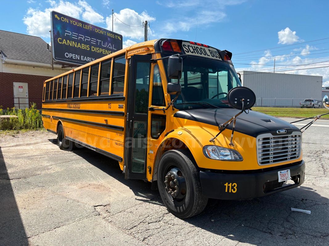 2015 Freightliner B2 Bus Chassis