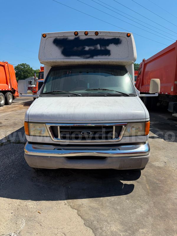 2003 Ford Econoline