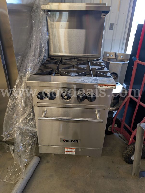 Vulcan 24S- 4BN 4 Burner Gas Stove and Oven