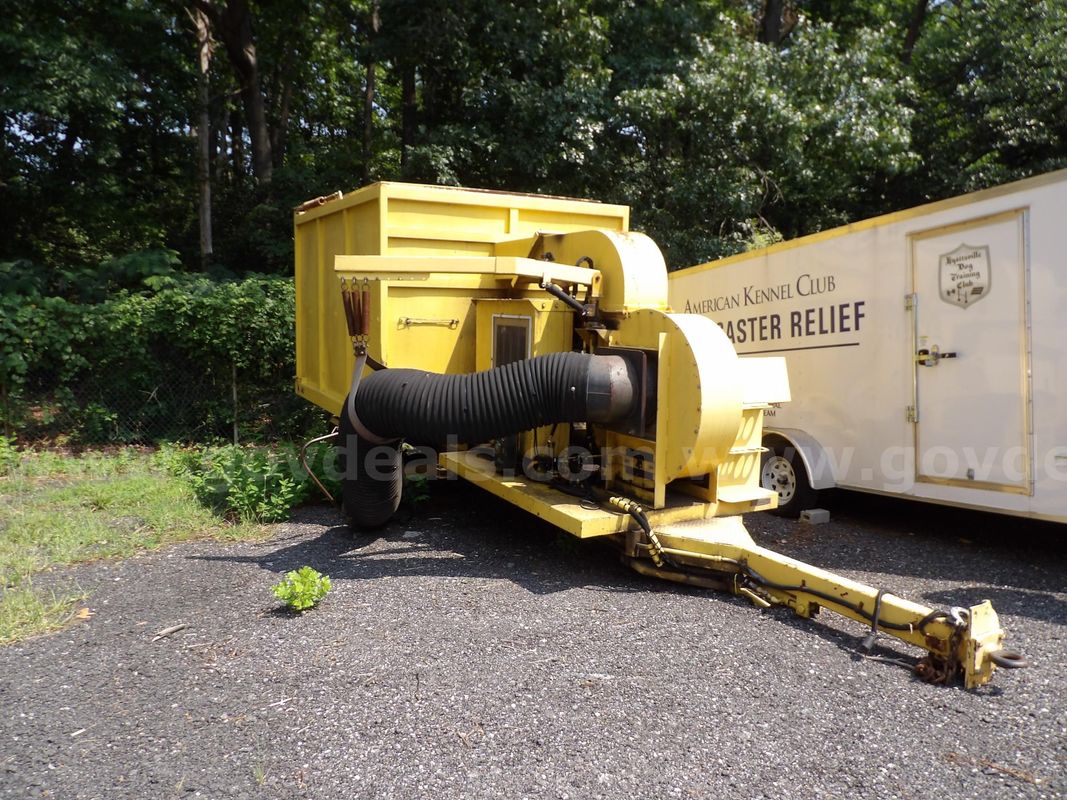 Tarrant Leaf Vacuum