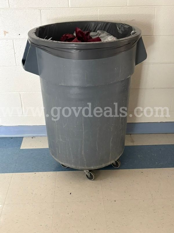 Trash Cans of Various Sizes