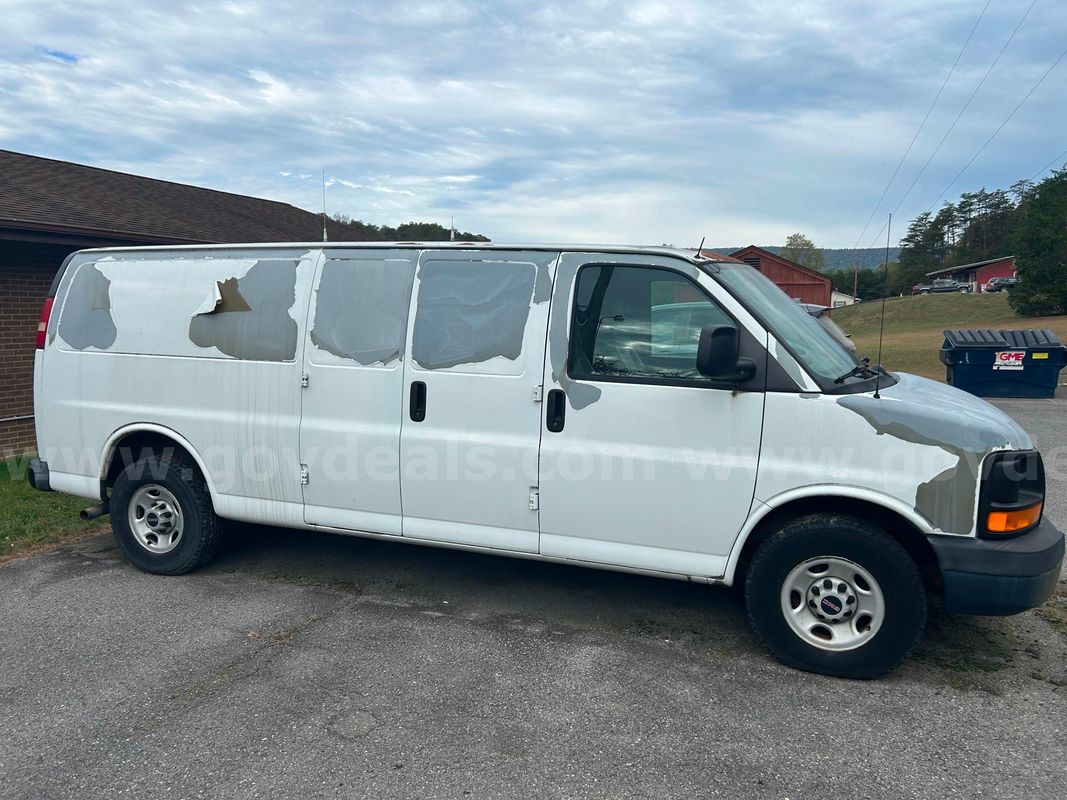 2009 GMC Savana