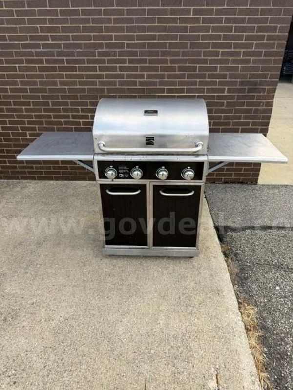 Kenmore 4-Burner Gas Grill