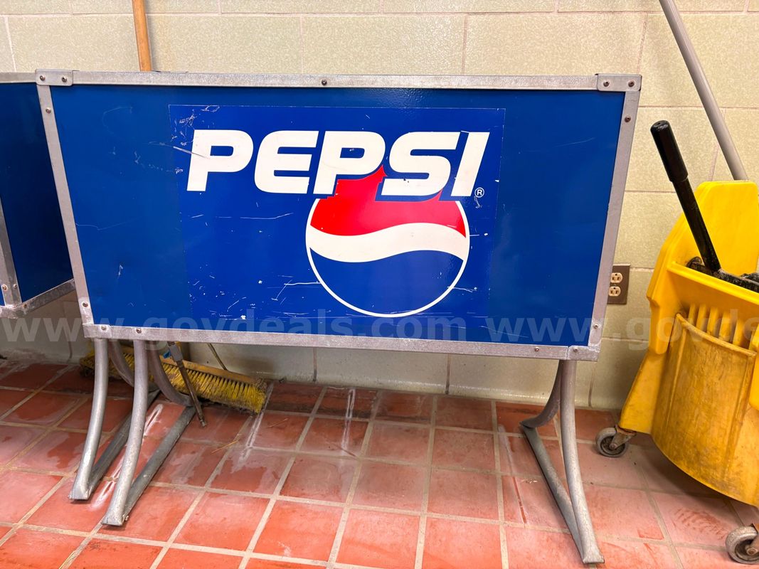 Pepsi Stand Cooler