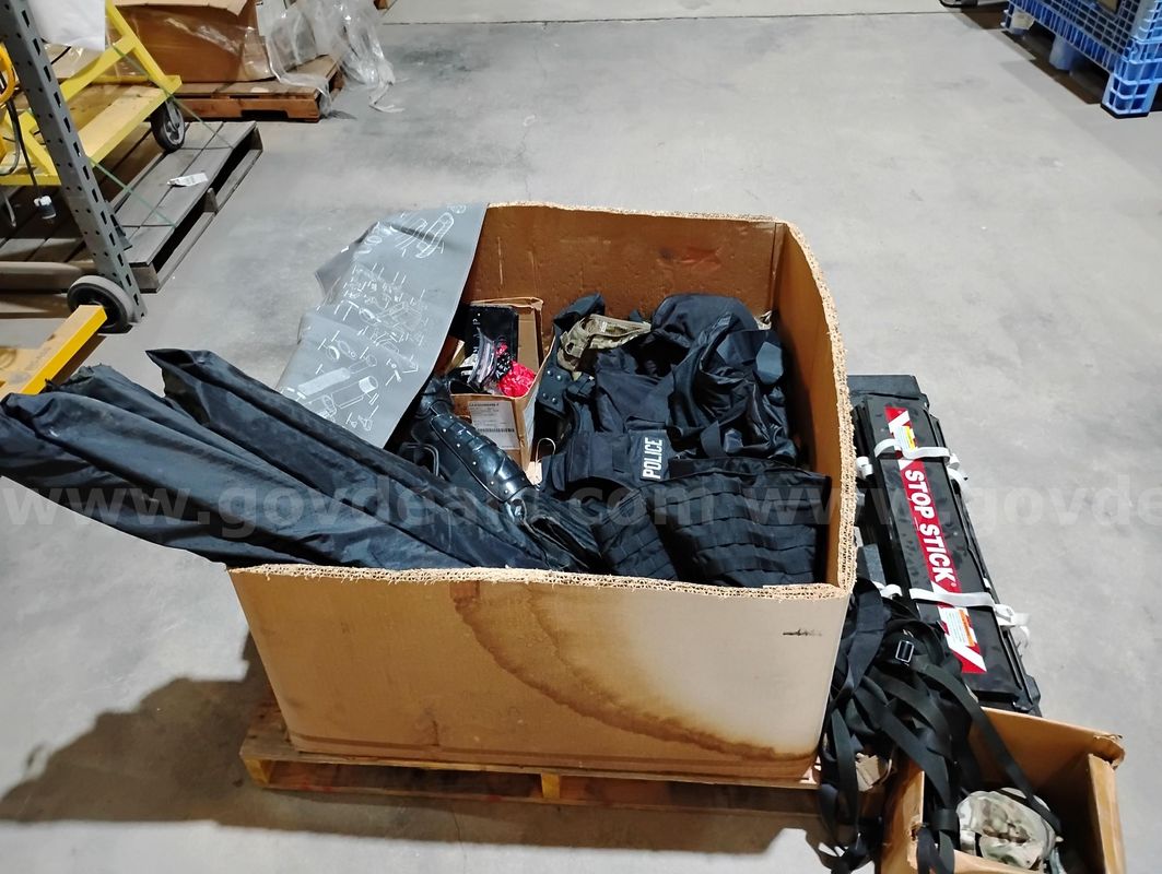 Lot of Misc Military & Police Gear* Various Items
