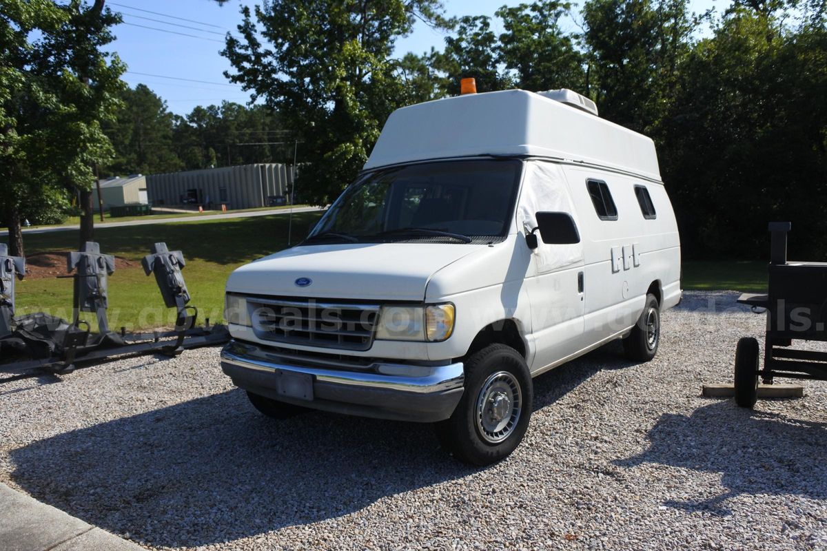 VAN, 1992 FORD E-350 (PC# 213870)