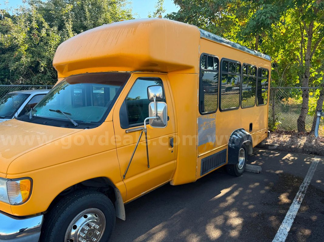 2000 Ford Econoline