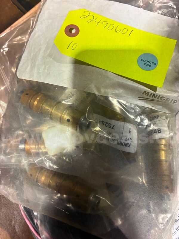 P/N: 22490601 (quantity 10) Valve, Application Assy complete f/#68 Motor Mans Brake Valve