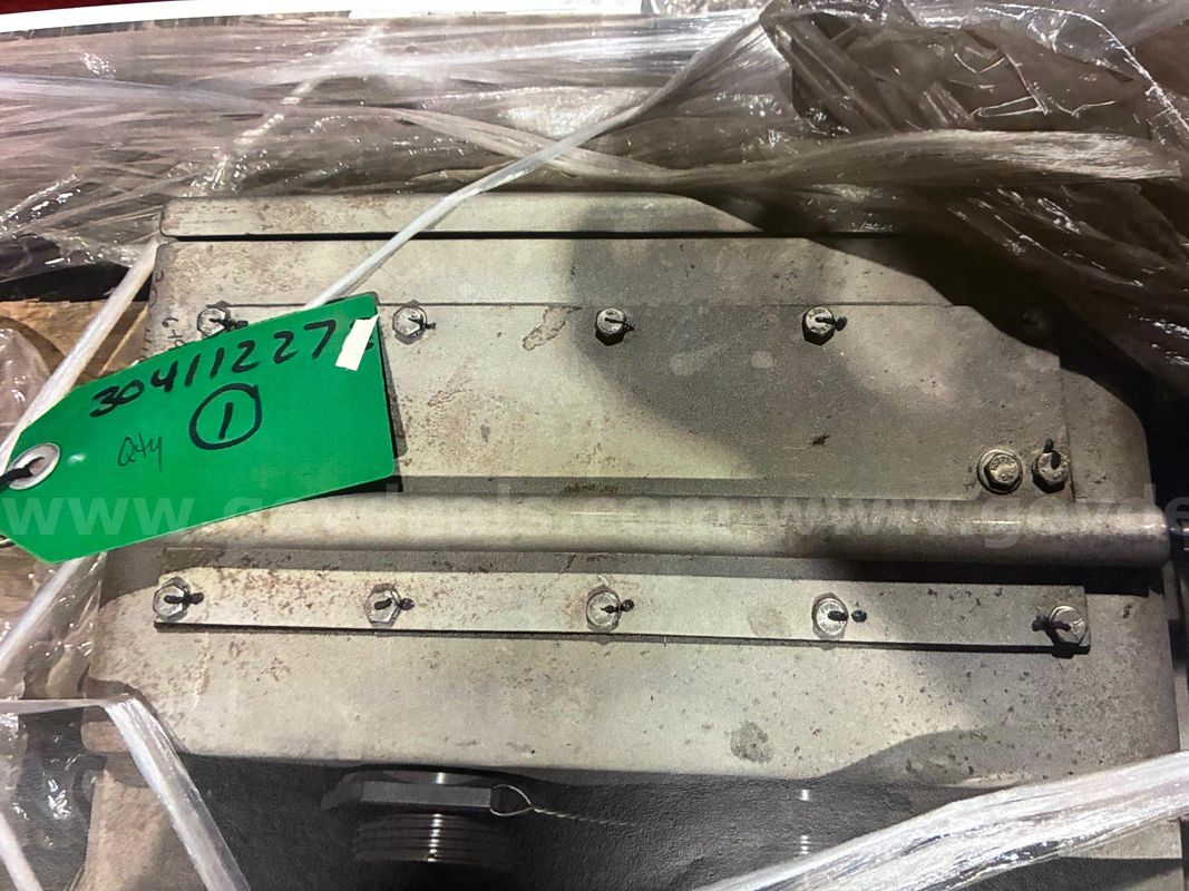P/N: 30411227 (quantity 1) Coupler, Pin Block Assy Electric, Even South w/Shutter Cover, Highliner