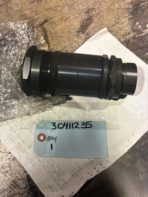 P/N: 30411235 (quantity 1) Coupler, Pin Block Assy Electric, Odd South w/Shutter Cover