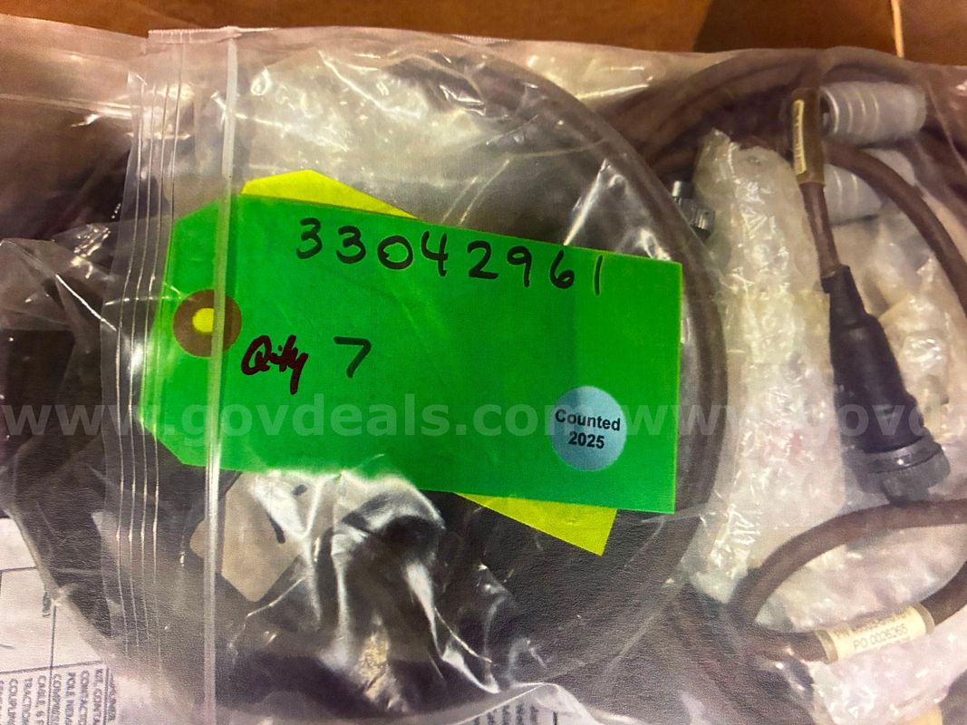P/N: 33042961 (quantity 7) Cable, 6ft Sensor f/Traction Motor to Coupling w/attached Sensor f/Highliners
