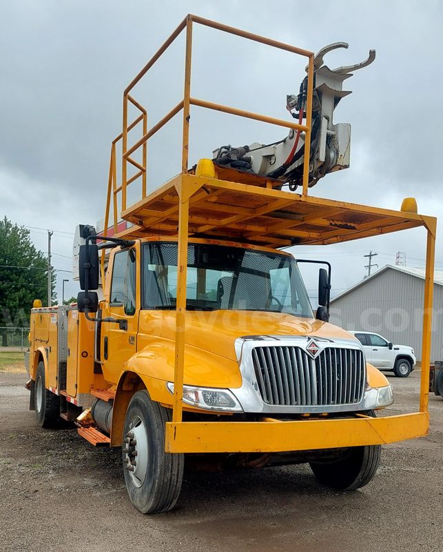 2003 International 4300