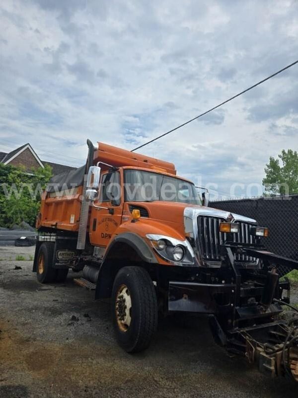 2011 International 7400