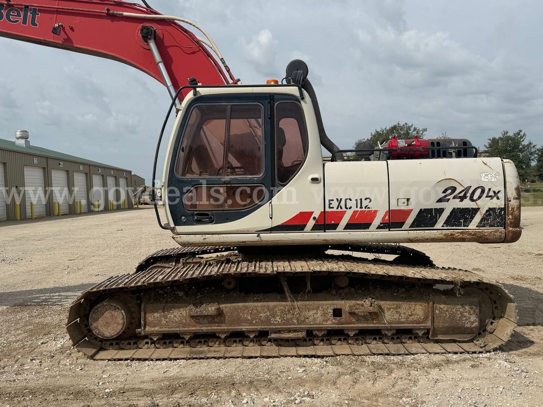 2003 Link-Belt 240LX Excavator – 7,810 Hours