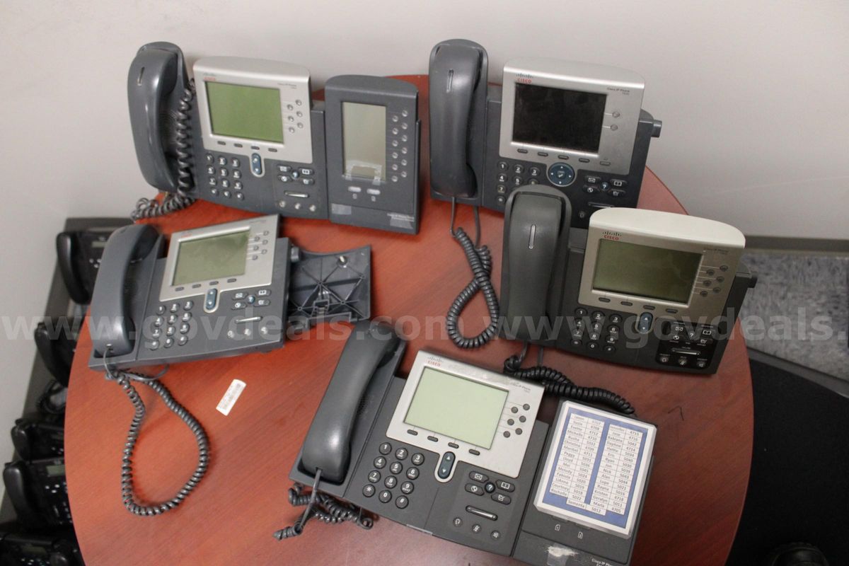 LOT of multiple Cisco 7962G and 7942G