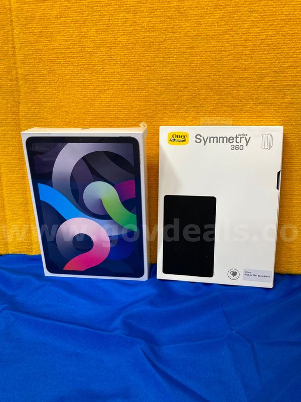 (1) Apple iPad Air 4th Gen (new) with (1) Otter Box Case
