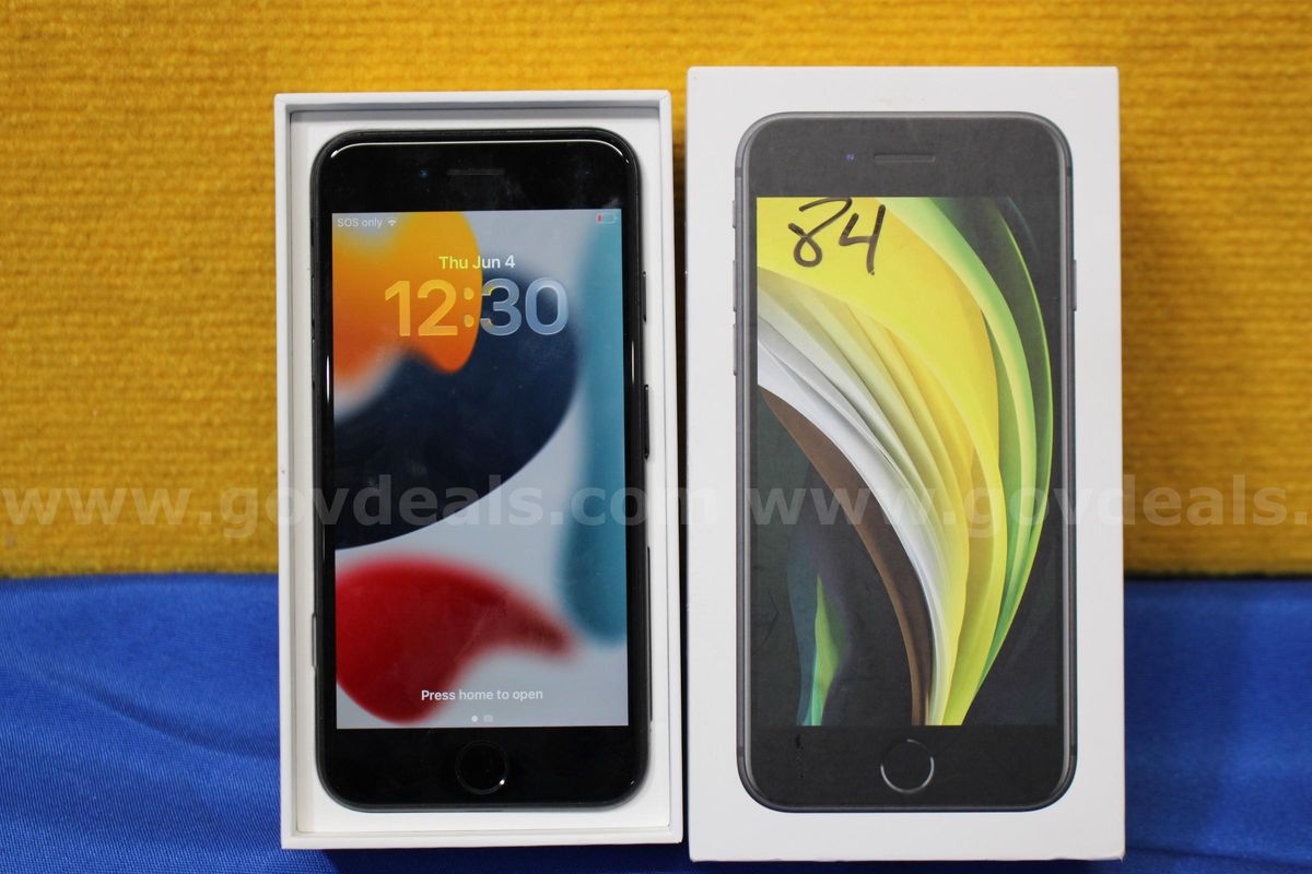 (1) Apple iPhone SE 26.5