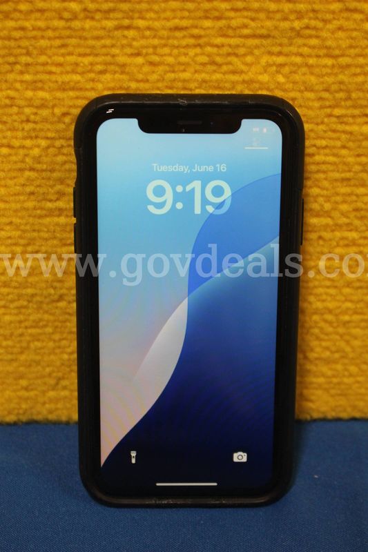 (1) Apple iPhone XR 2018 6.1"