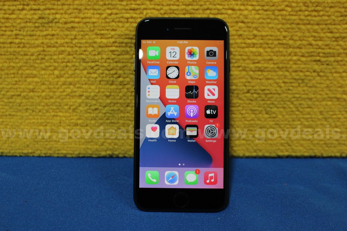 (1) Apple iPhone SE 2020 4.7"