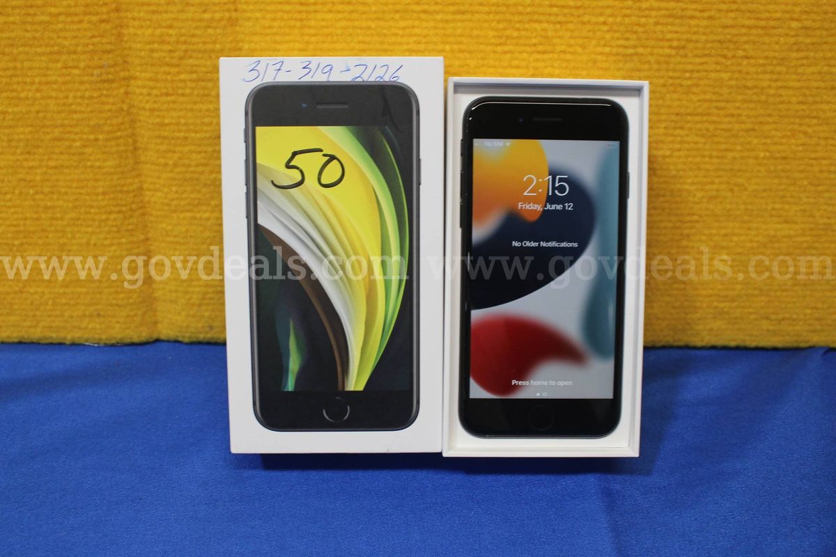 (1) Apple iPhone SE 2020 4.7"