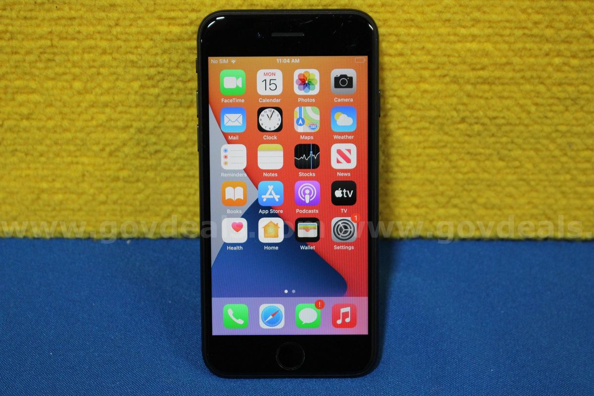 (1) Apple iPhone SE 2nd Generation 4.7"