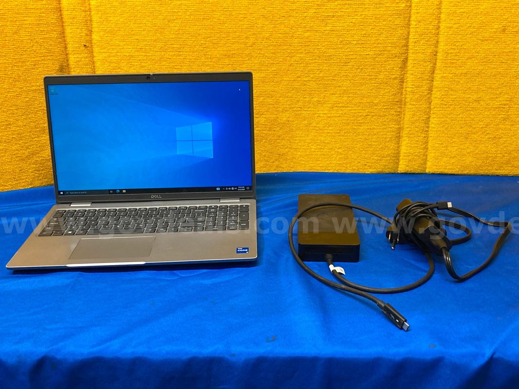 (1) Dell Latitude 5540 15.6" FHD Laptop- Intel i5, 16GB RAM, 256 SSD, OS: Windows 10 Home, (1) Docking Station