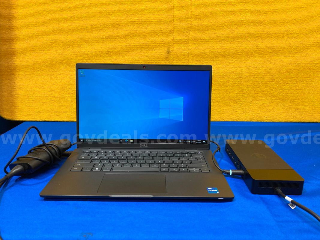 (1) Dell Latitude 7430 14" Laptop- Intel i5, 16GB RAM, 256GB SSD, Windows 10 Home, (1) Charger