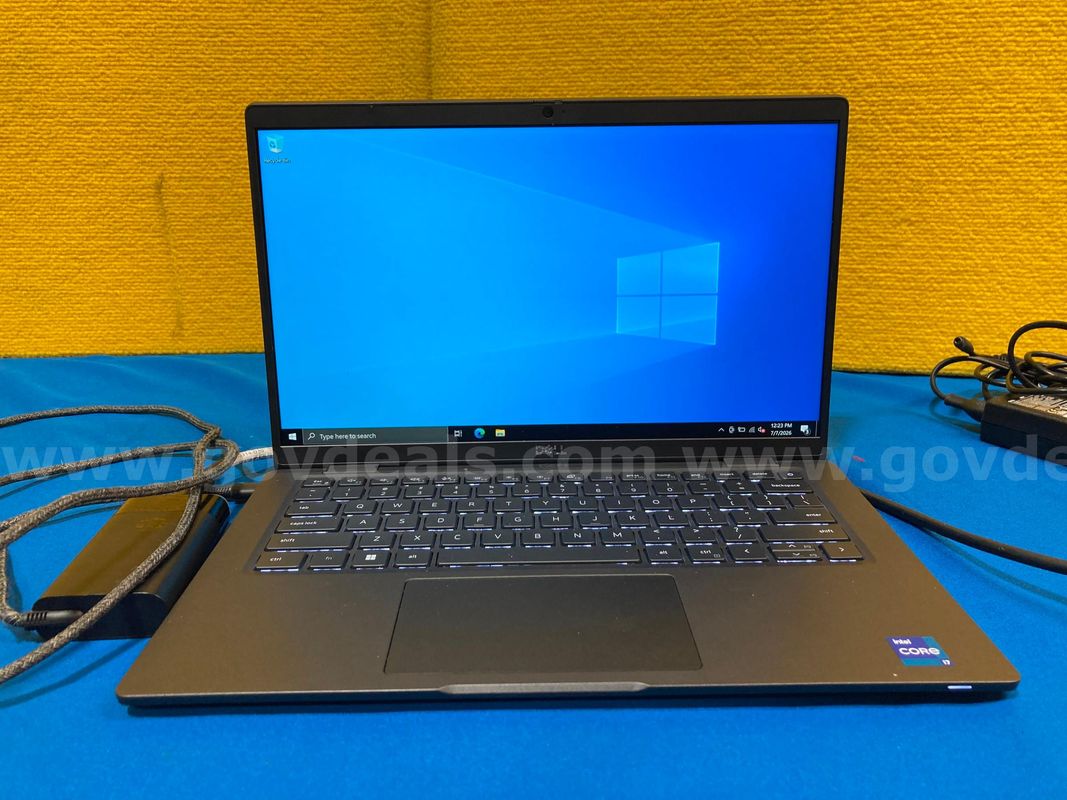 (1) Dell Latitude 7420 14" Laptop- Intel i7, 16GB RAM, 256GB SSD, OS: Windows 10 Home (1) Power Adaptor
