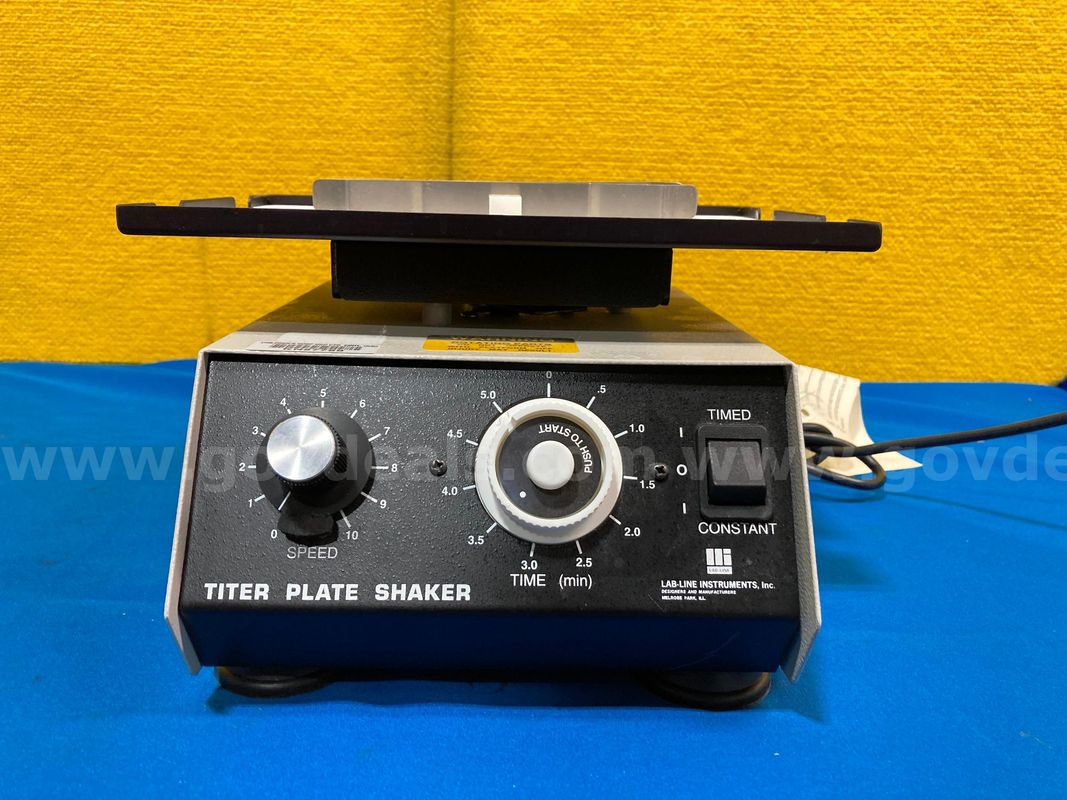 (1) Lab-Line Model 4625 Titer Plate Shaker