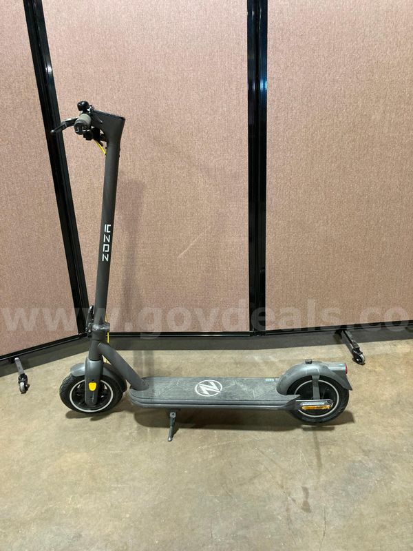 (1) ZDZA Electric Scooter