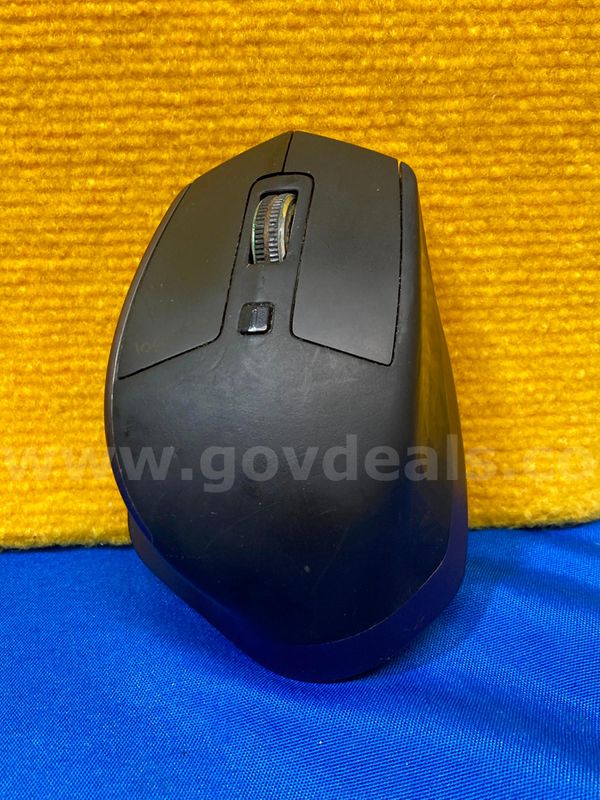 (1) Logitech MX Master Wireless Mouse