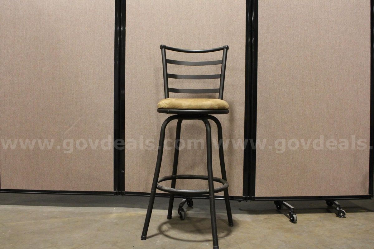 (1) Walmart Bar Stool